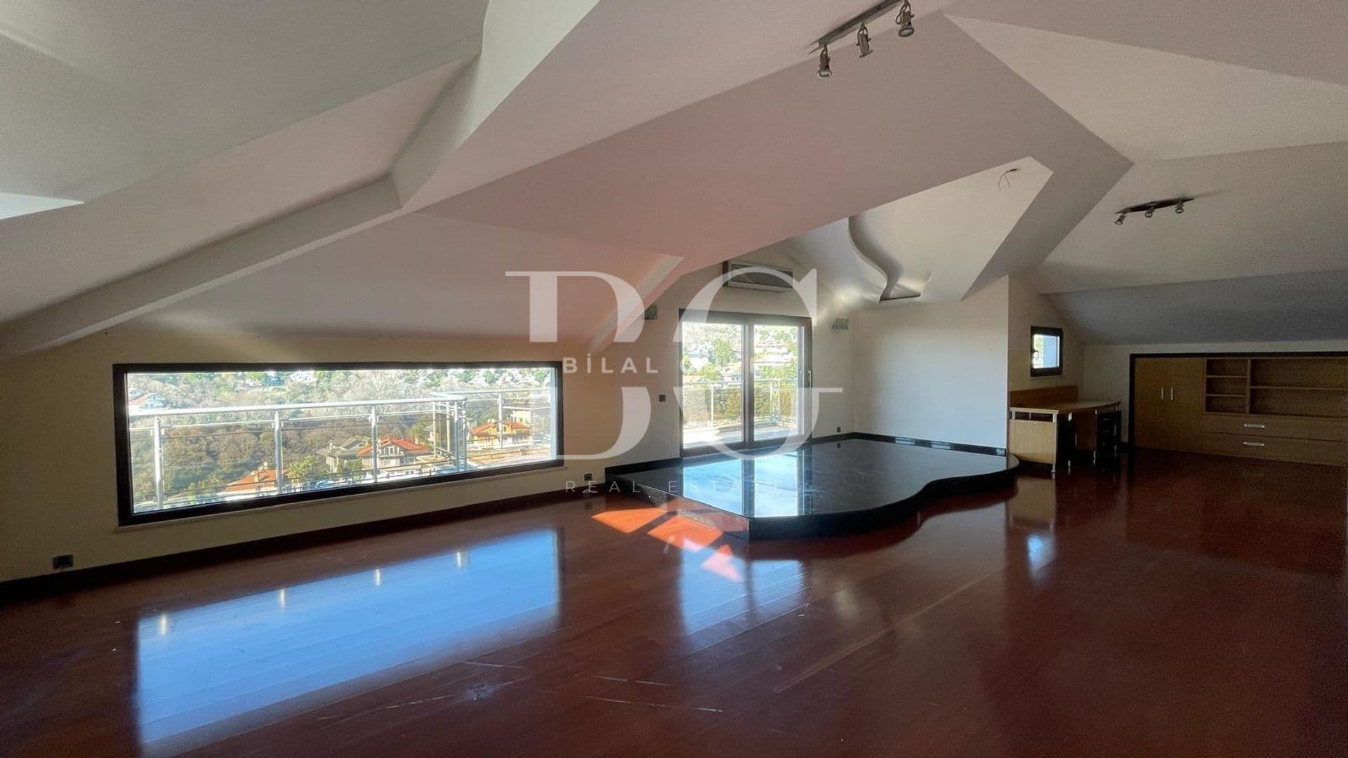 ACARKENT’TE ASANSÖRLÜ,ÇELİK ÇATILI, MUHTEŞEM MANZARALI B VİLLA 21