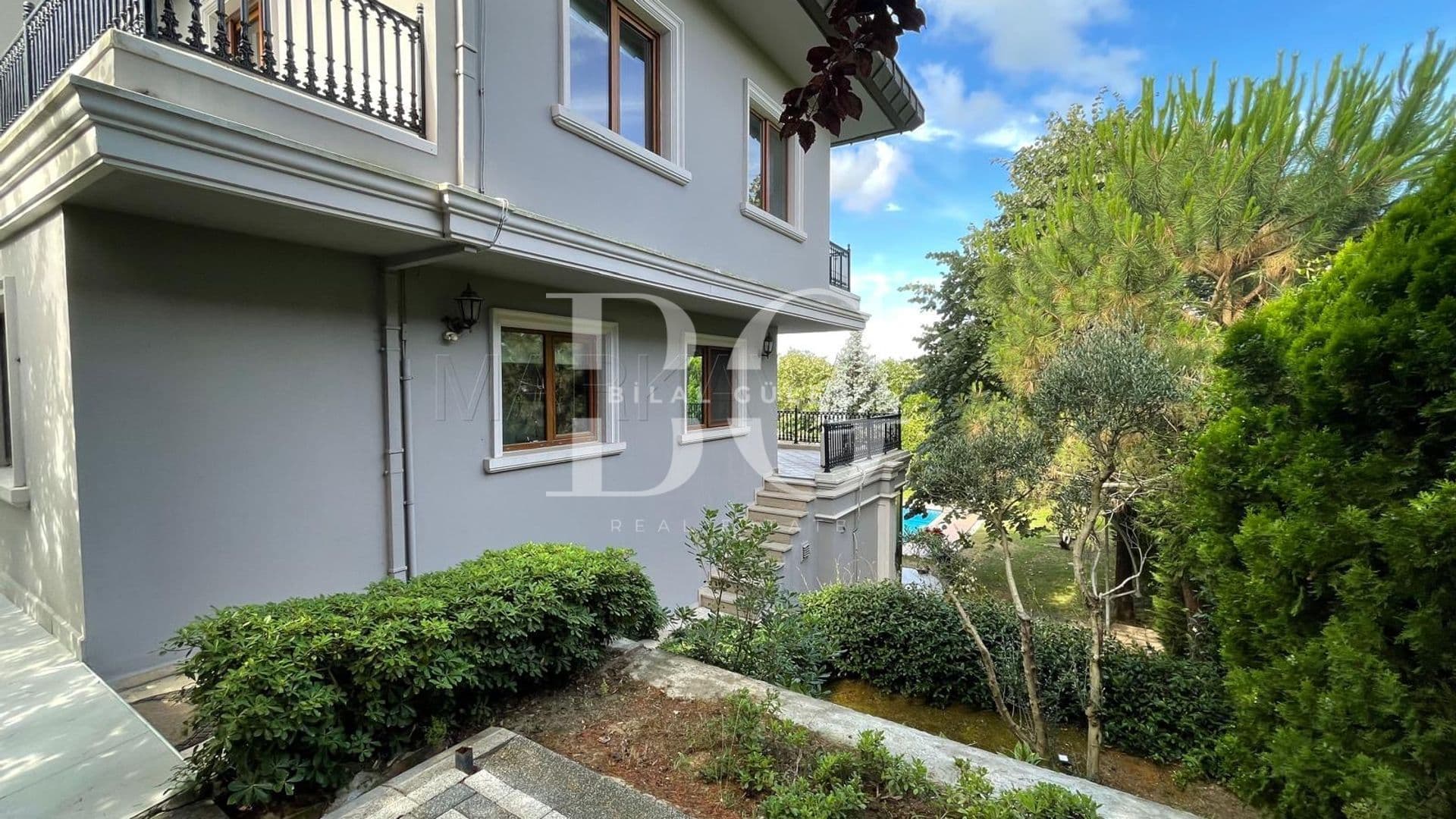 ACARKENT’TE DÜZ GİRİŞLİ B REVİZYON TİPİ SATILIK VİLLA 16