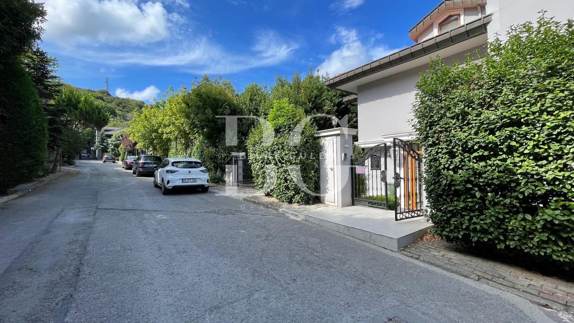 ACARKENT’TE DÜZ GİRİŞLİ B REVİZYON TİPİ SATILIK VİLLA 9