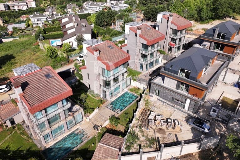 Çekmeköy Reşadiye'de Ultra Lüks Müstakil Havuzlu Kiralık Villa 1