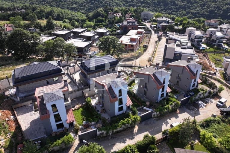 Çekmeköy Reşadiye'de Satılık Müstakil Havuzlu Lüks Villa 5