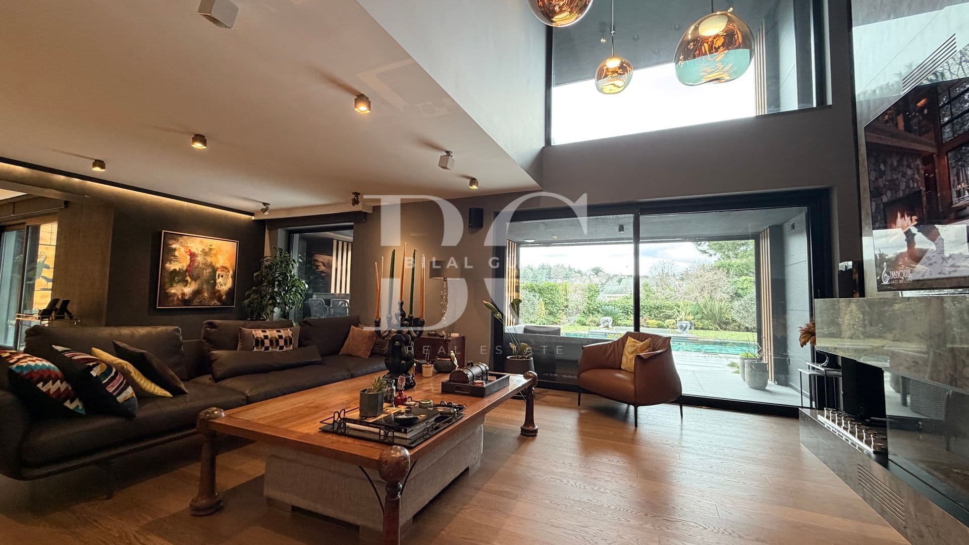 ACARKENT’TE ULTRA LÜKS MODERN TASARIMLI SATILIK VİLLA 15