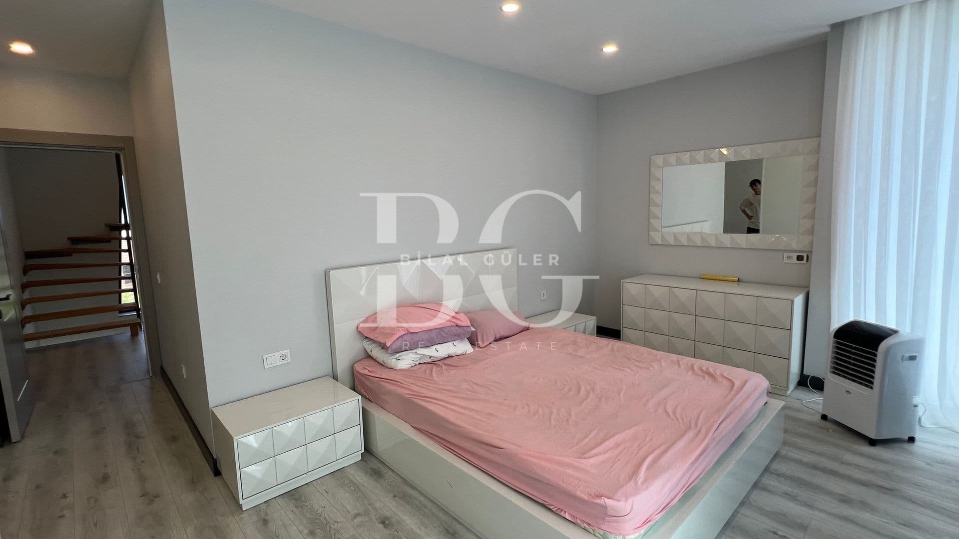 Çekmeköy Reşadiye'de Ultra Lüks Müstakil Havuzlu Kiralık Villa 20