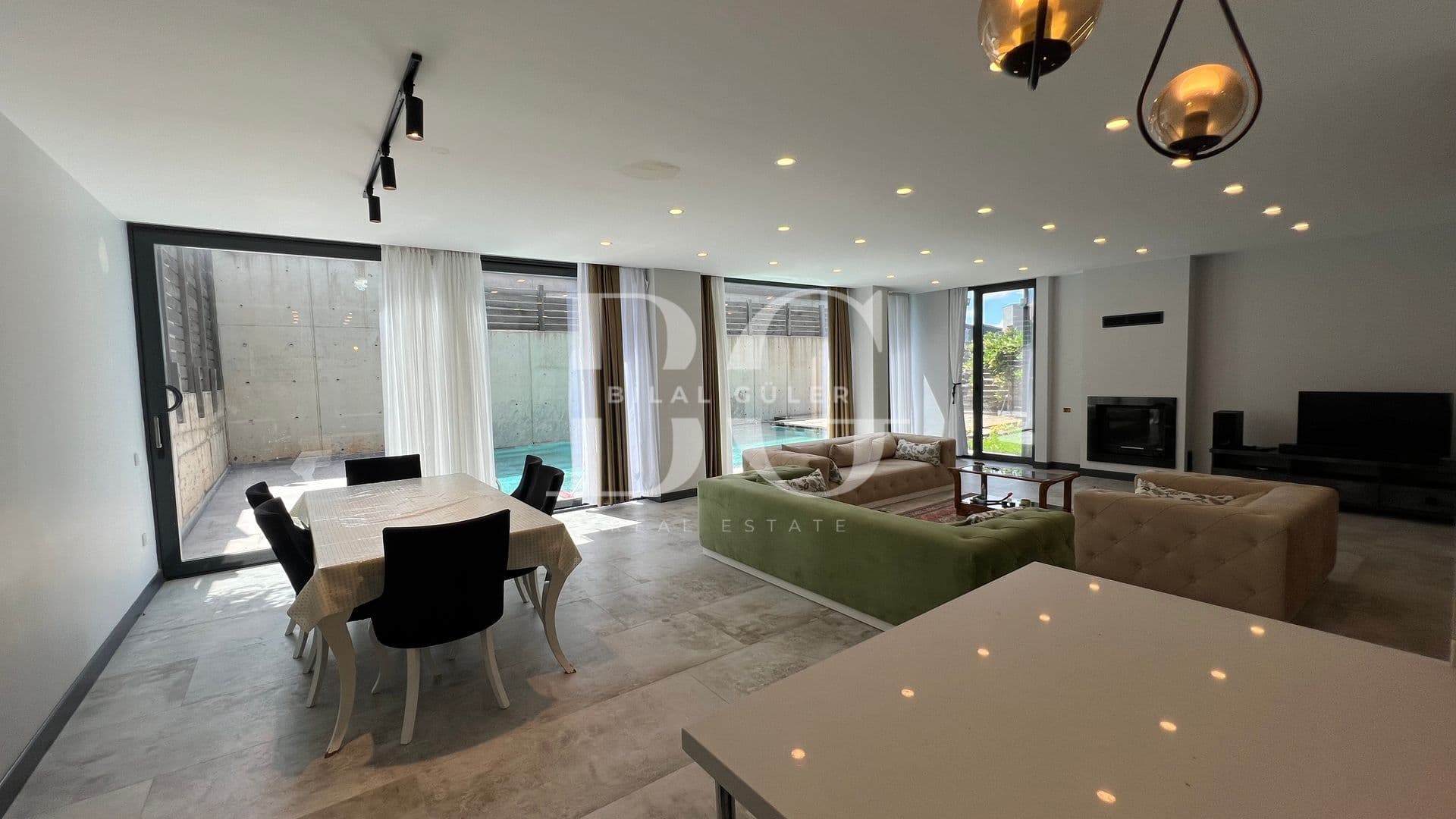 Çekmeköy Reşadiye'de Ultra Lüks Müstakil Havuzlu Kiralık Villa 9