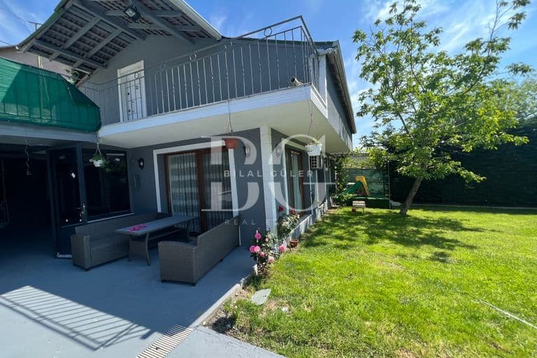 Beykoz Çavuşbaşında Satılık Havuzlu 4+2 Dubleks Villa