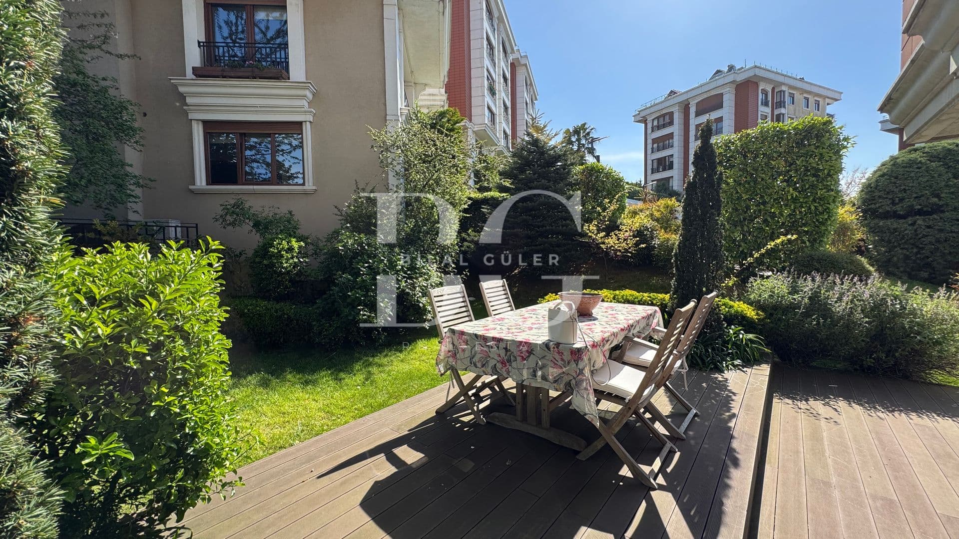 Paşagarden Sitesi’nde Full Eşyalı Modern 3+1 Bahçe Dubleksi | Boğaz Manzaralı 4