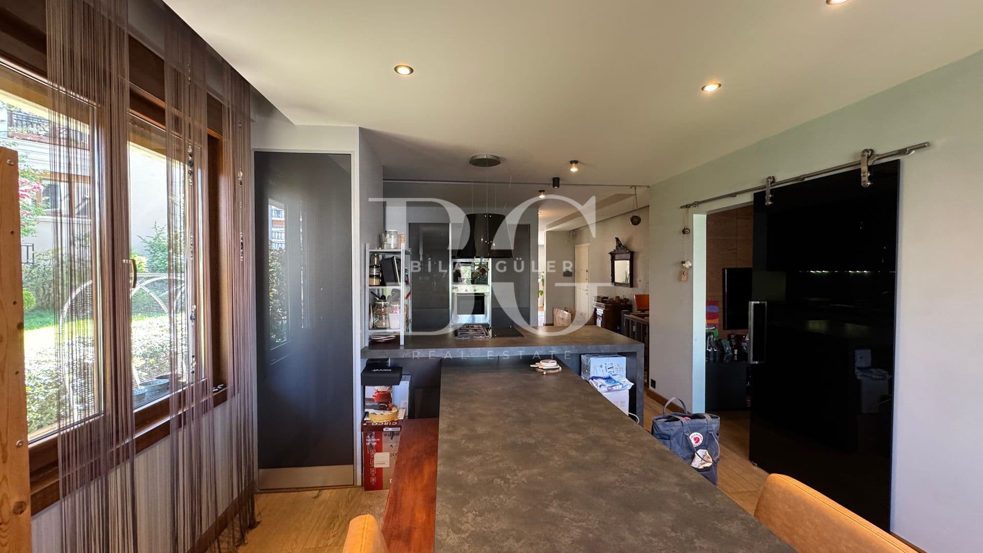 Paşagarden Sitesi’nde Full Eşyalı Modern 3+1 Bahçe Dubleksi | Boğaz Manzaralı 15