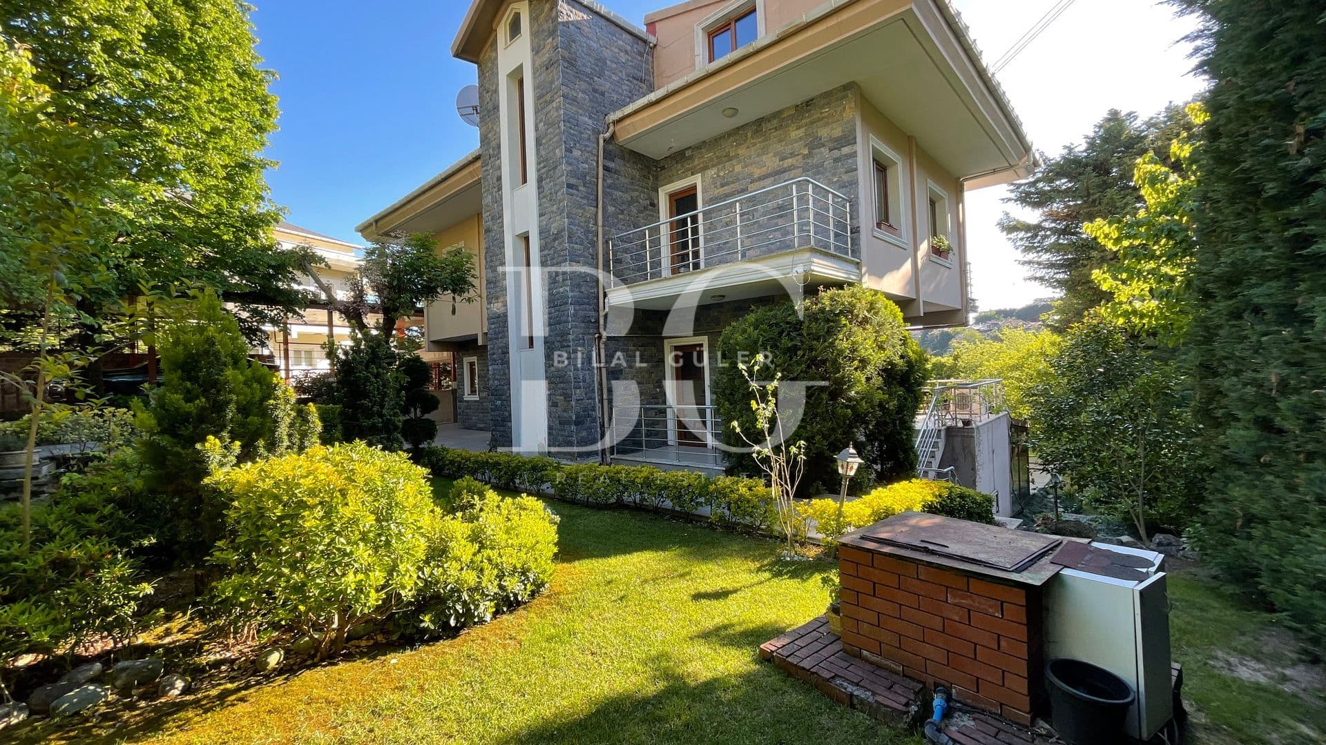 ACARKENT’TE 1150 M² ARSA İÇİNDE ÖZEL HAVUZLU 5+2 SATILIK VİLLA 3