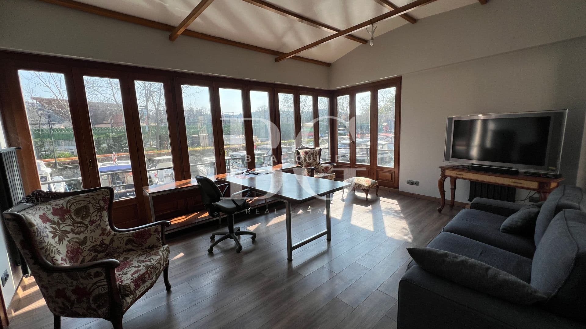 Beykoz Anadolu Hisarında Eşsiz Rıhtımlı Dere Yalısı 21