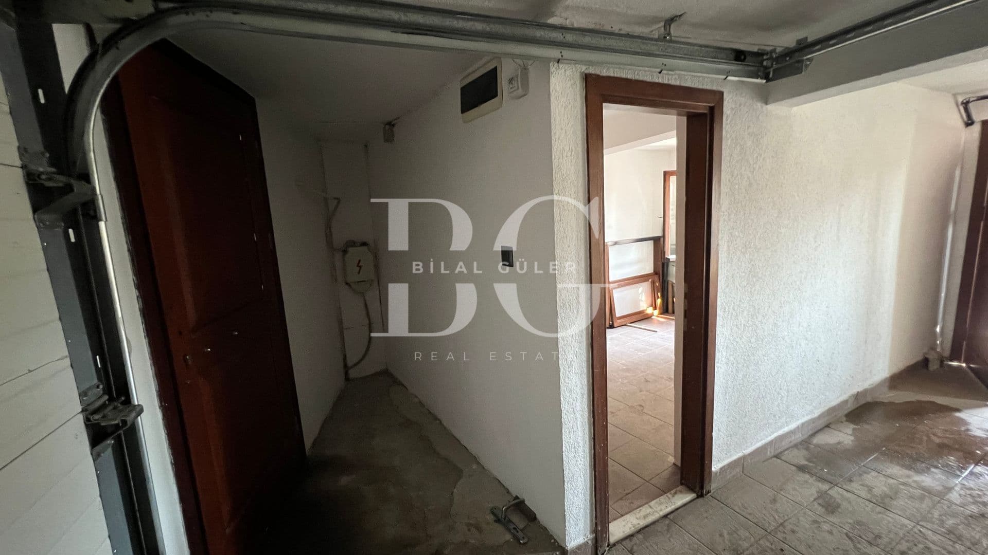 Beykoz Anadolu Hisarında Eşsiz Rıhtımlı Dere Yalısı 32