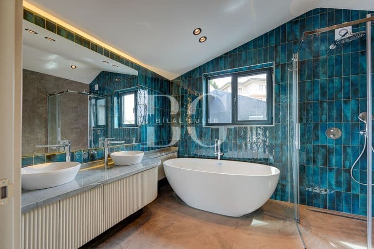 ACARKENT’TE SATILIK ULTRA MODERN VİLLA 18