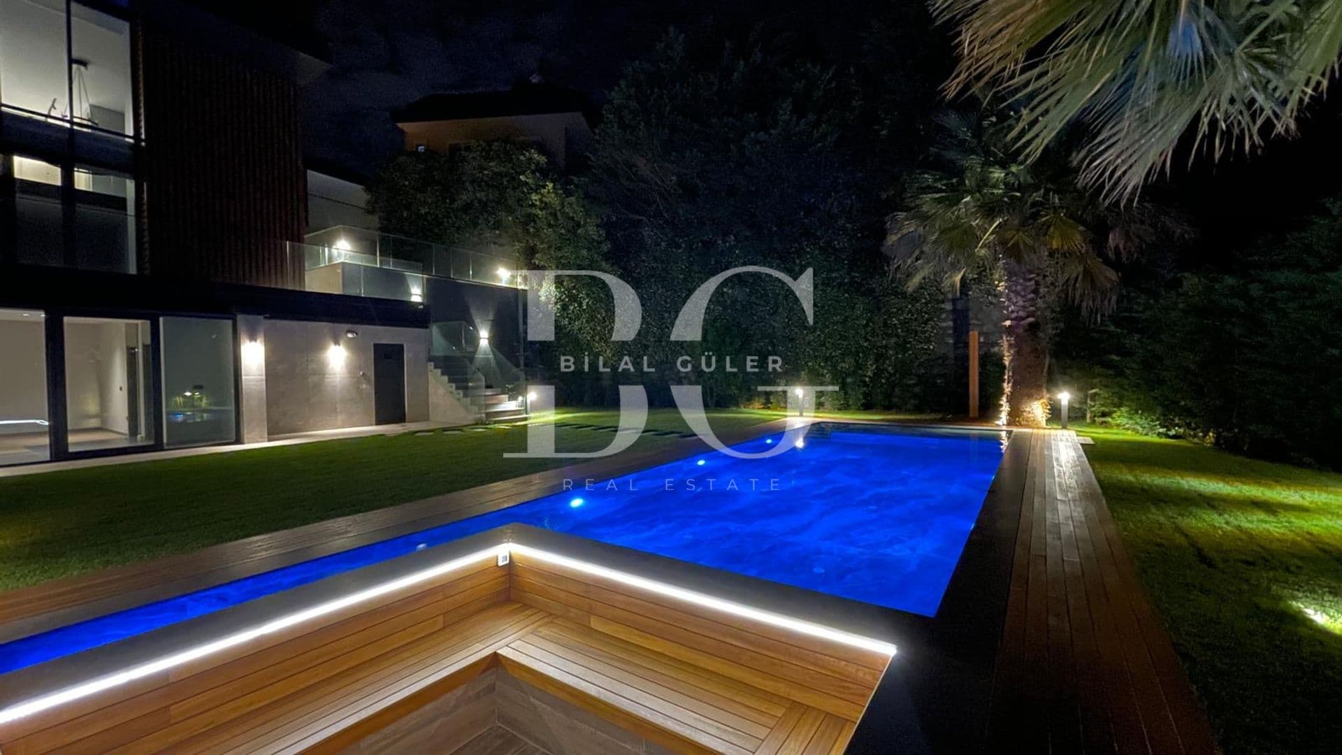 ACARKENT’TE SATILIK ULTRA MODERN VİLLA 26