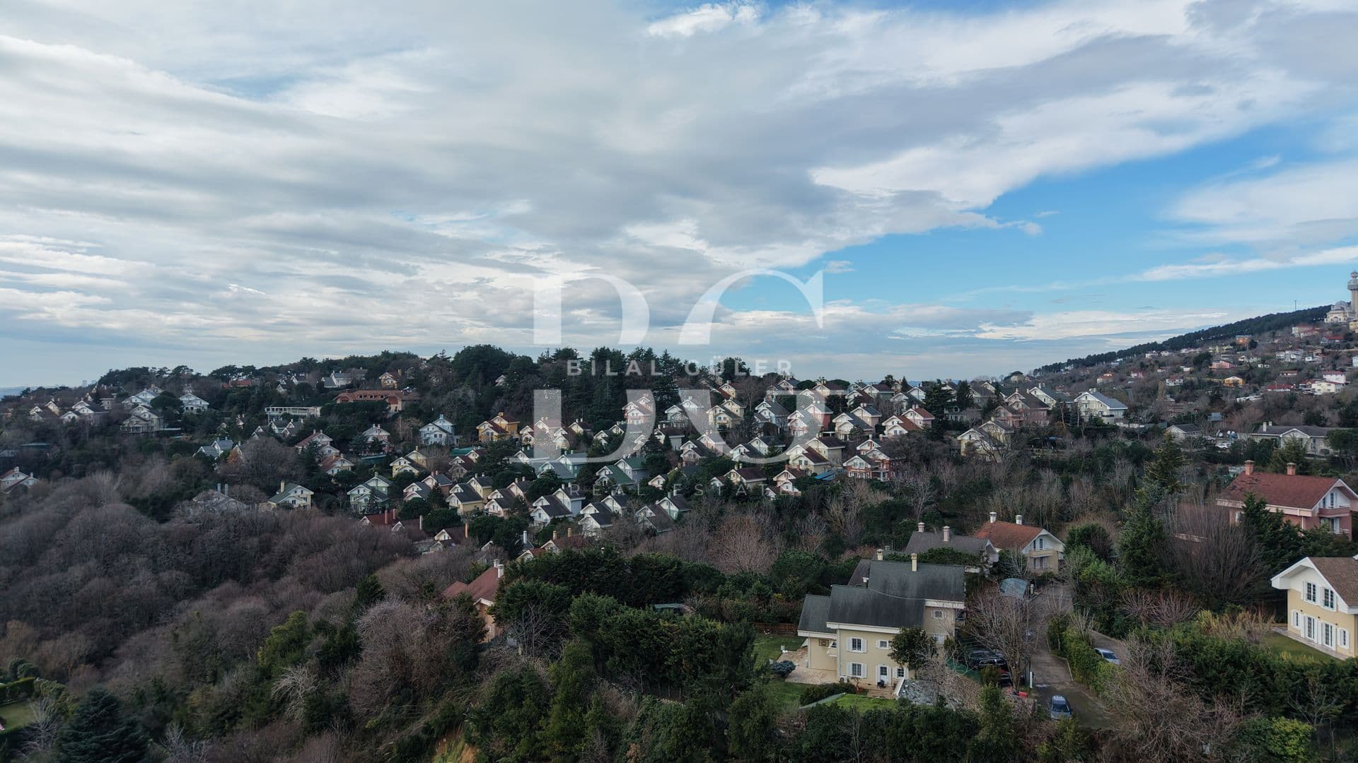 ACARKENT’TE ULTRA LÜKS MODERN TASARIMLI SATILIK VİLLA 8