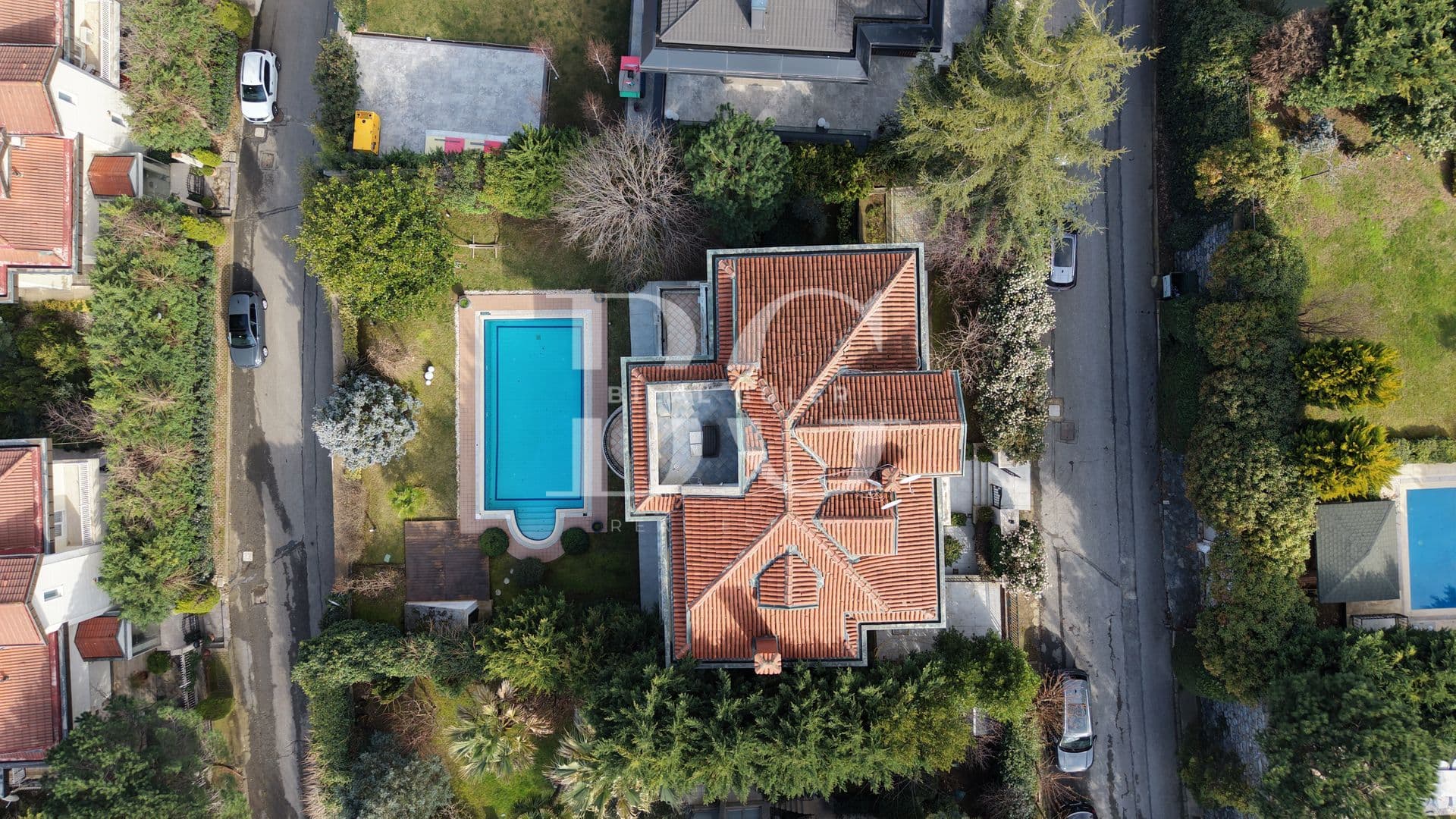 ACARKENT’TE DÜZ GİRİŞLİ B REVİZYON TİPİ SATILIK VİLLA 5