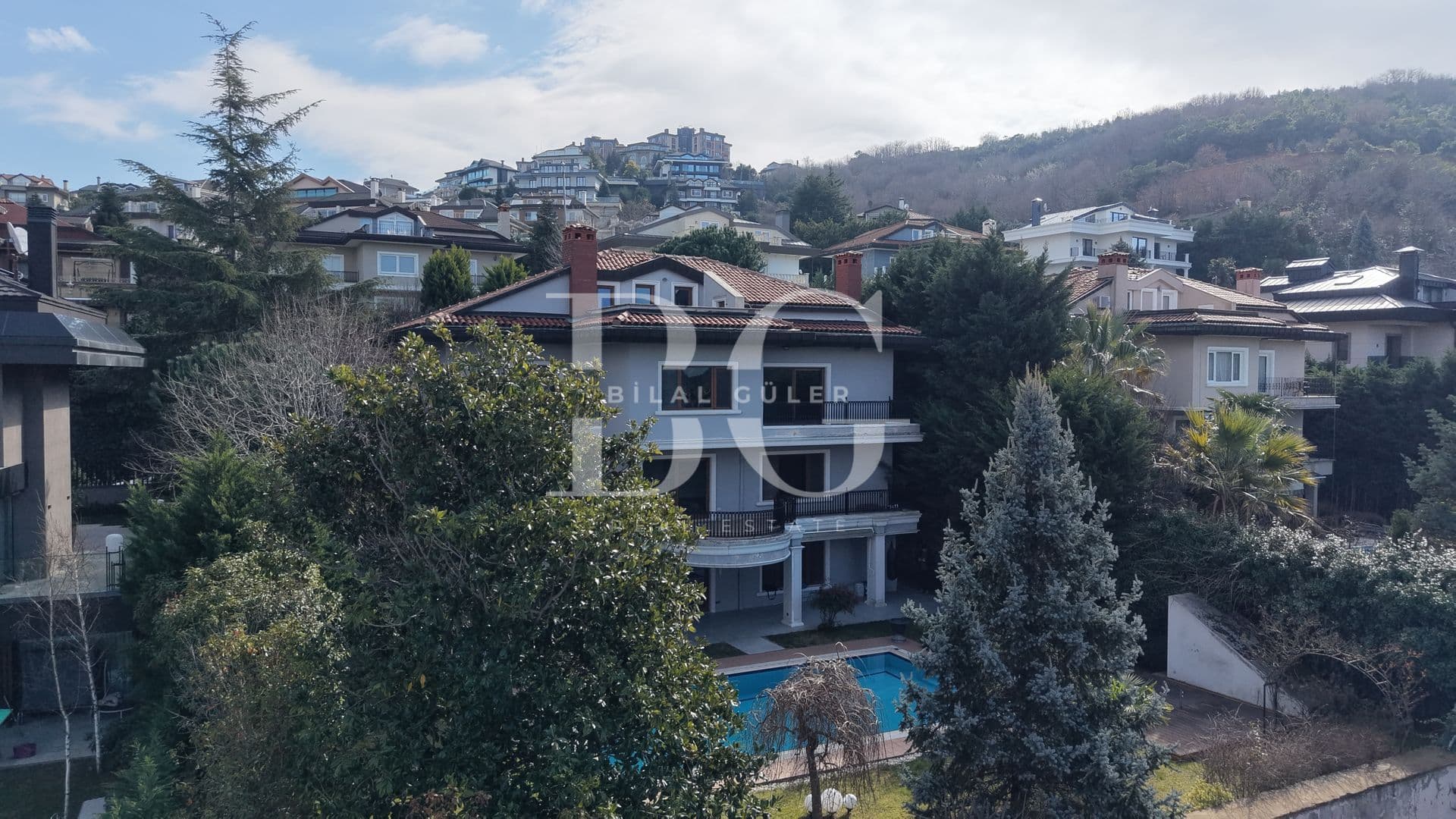 ACARKENT’TE DÜZ GİRİŞLİ B REVİZYON TİPİ SATILIK VİLLA 2