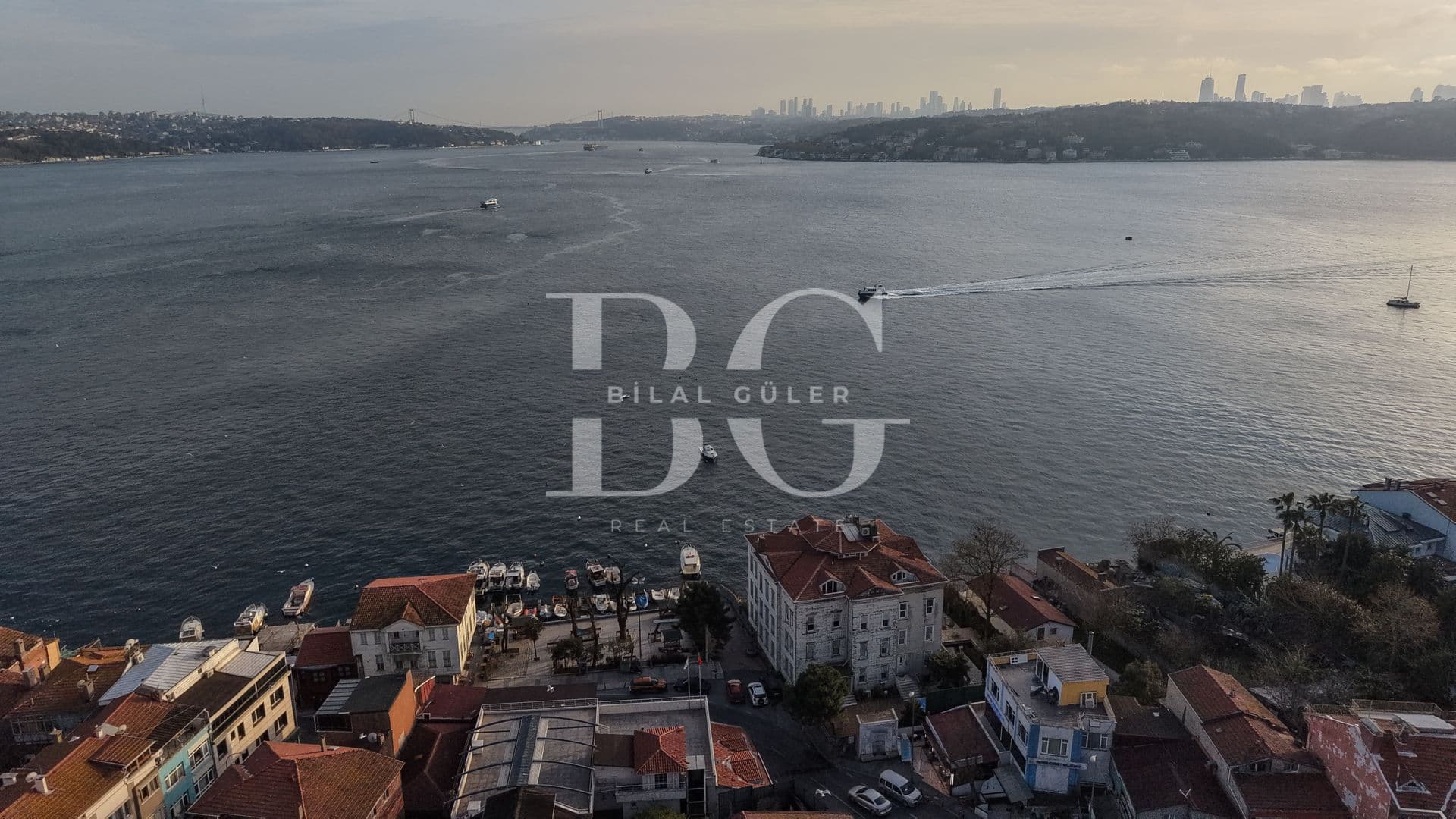 Beykoz Yalıköy’de Panoramik Boğaz Manzaralı | Özel Rıhtımlı 4+1 Dubleks Yalı Dairesi 4