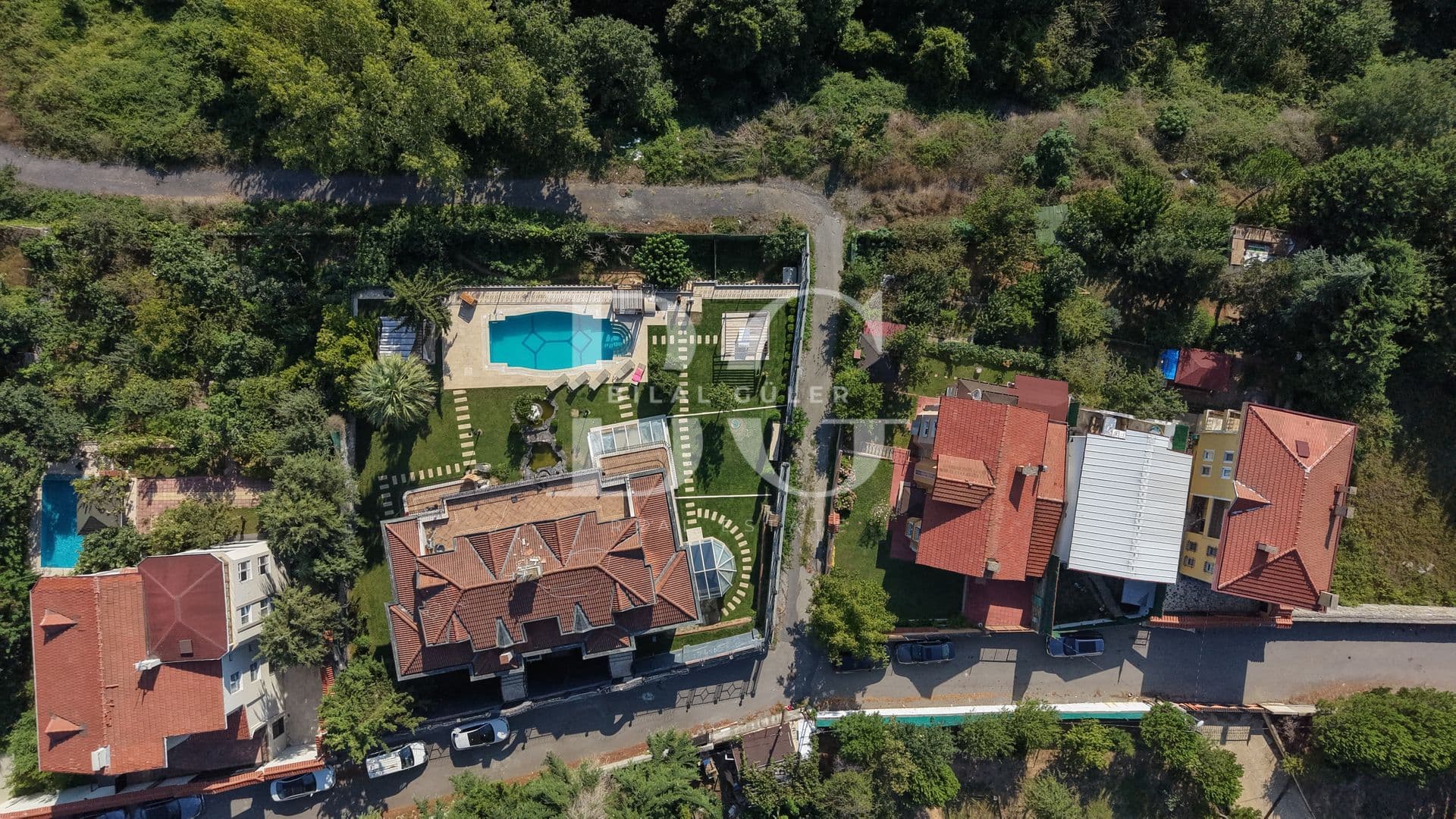 BEYKOZ’DA ACARKENT’E ÇOK YAKIN HAVUZLU 5+1 KİRALIK İKİZ VİLLA 10