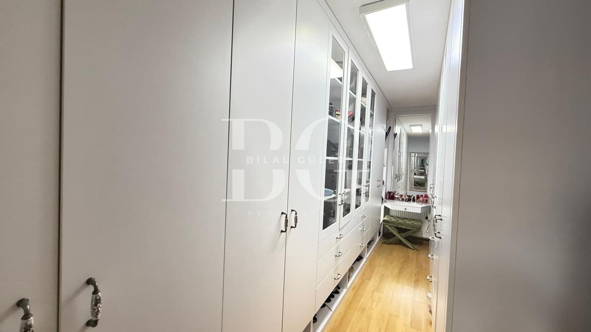 ACARKENT'TE SATILIK KONAKLAR MANZARALI HAVUZLU BAHÇE DUBLEKS 12