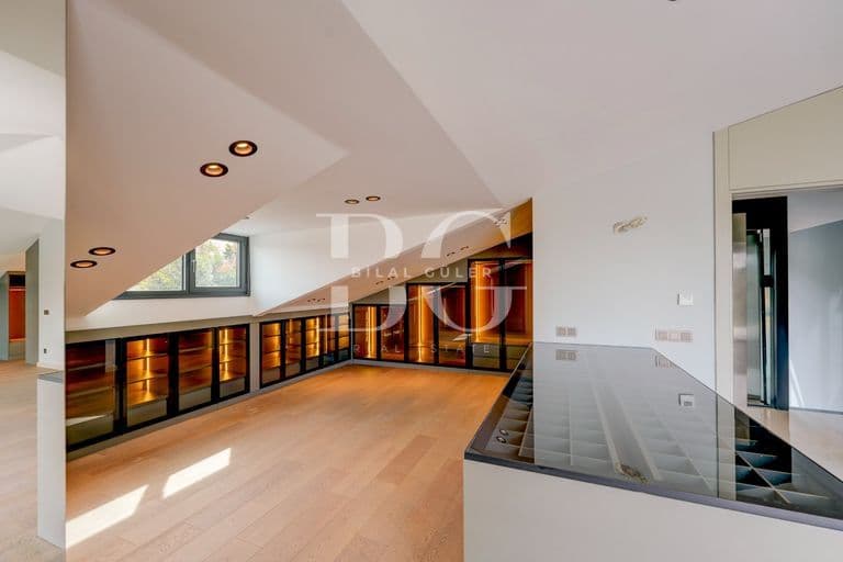 ACARKENT’TE SATILIK ULTRA MODERN VİLLA 24